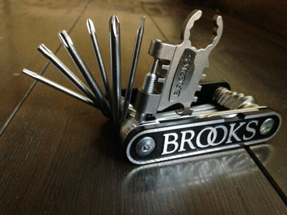 BROOKS　ブルックス マルチツール入荷